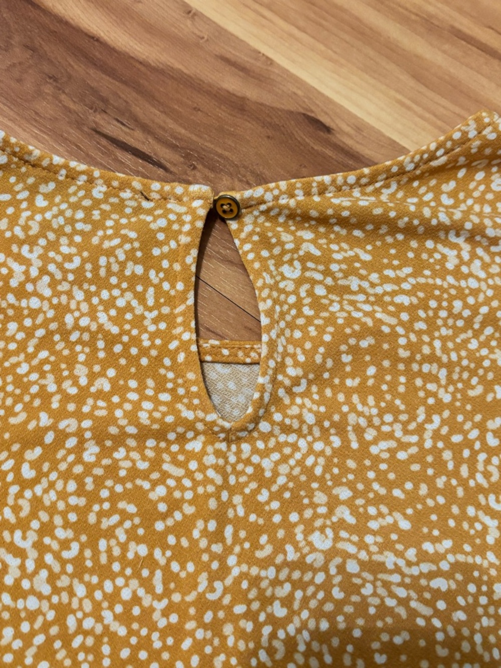 Adrianna Papell Mustard Yellow White Polka Dot Puff Sleeve Floral Blouse Size S - Picture 5 of 5